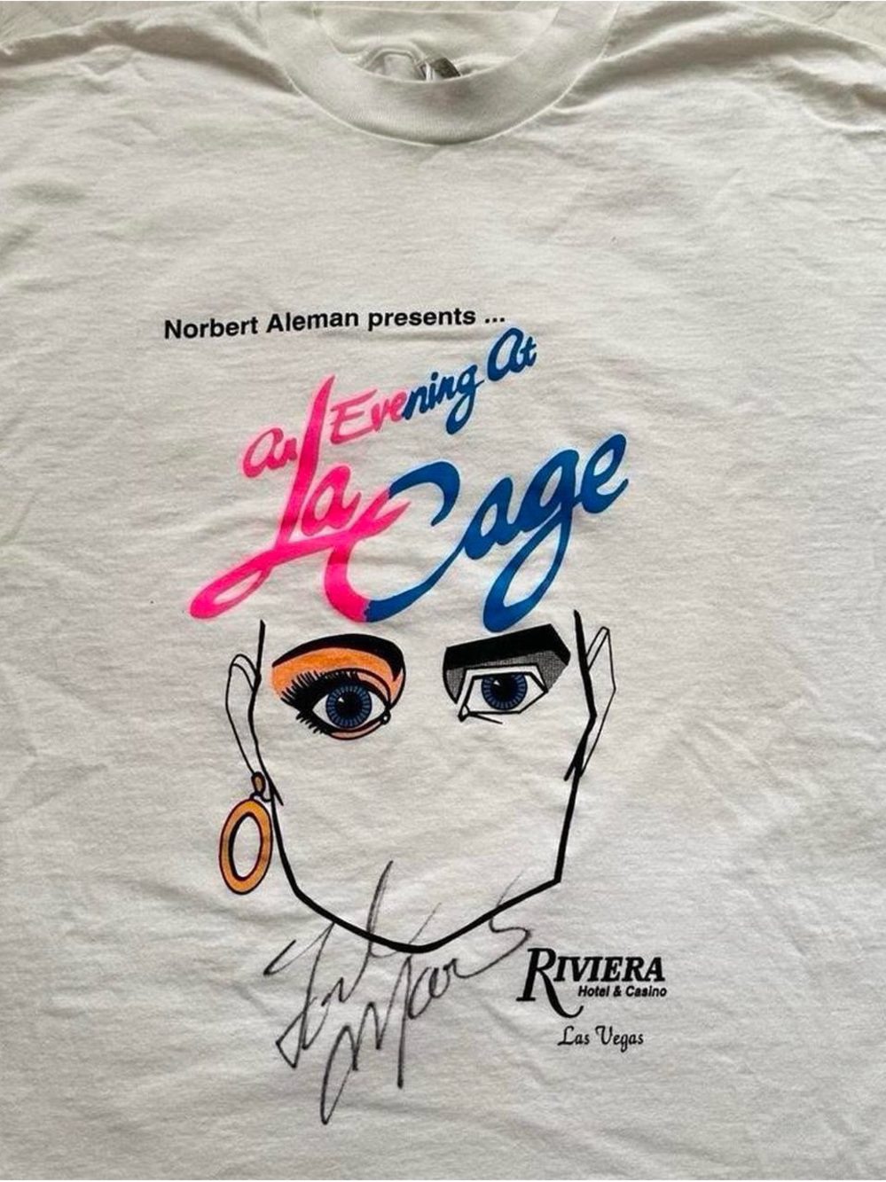 Vintage 1990s White 'An Evening at La Cage' Drag Show Graphic T-Shirt XL